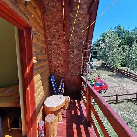 Vikendica Dana 公寓 *